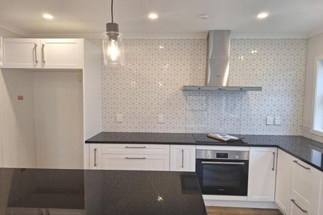 Photo of property in 8 Chamberlain Road, Karori, Wellington, 6012