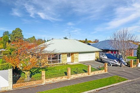 Photo of property in 15 Hight Place, Tinwald, Ashburton, 7700