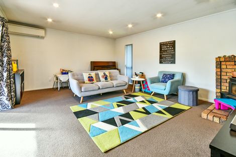 Photo of property in 26 Lorelei Place, Opaheke, Papakura, 2113