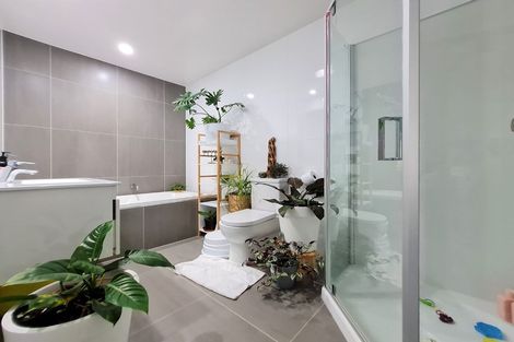 Photo of property in 115 Karepiro Drive, Stanmore Bay, Whangaparaoa, 0932