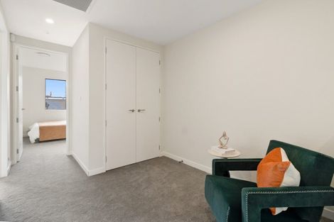 Photo of property in 128 Vintry Drive, Kumeu, 0810