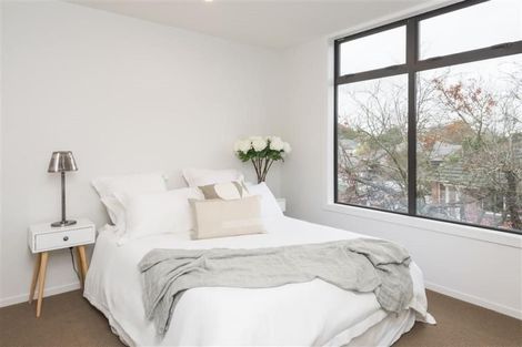 Photo of property in 2/3 Taylors Avenue, Bryndwr, Christchurch, 8052