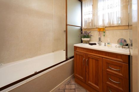 Photo of property in 8 Carters Road, Aranui, Christchurch, 8061