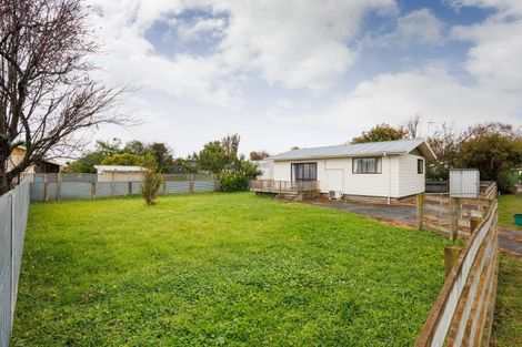 Photo of property in 45/45b Avenue Road, Foxton, 4814