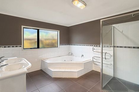 Photo of property in 45 The Esplanade, Huntington, Hamilton, 3210