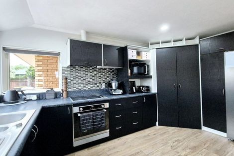 Photo of property in 43 Kensington Avenue, Rangiora, 7400