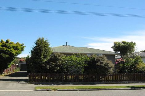 Photo of property in 71 Staveley Street, Avonhead, Christchurch, 8042