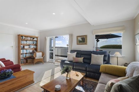 Photo of property in 6a Pupuke Road, Hillcrest, Auckland, 0627