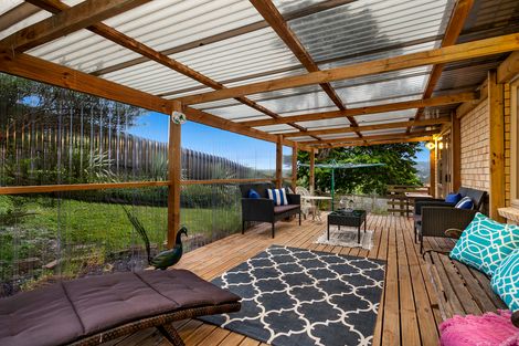 Photo of property in 1 Shah Place, Glen Eden, Auckland, 0602