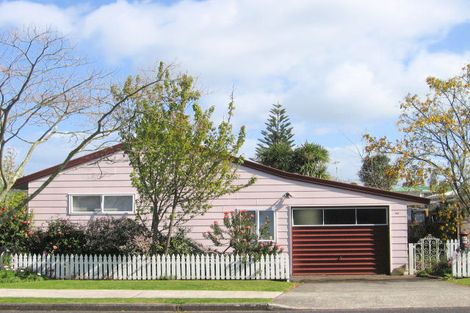 Photo of property in 8 Taupo Avenue, Mount Maunganui, 3116