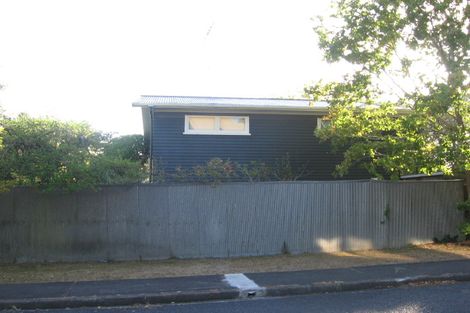 Photo of property in 1 Orion Place, Hillcrest, Auckland, 0627