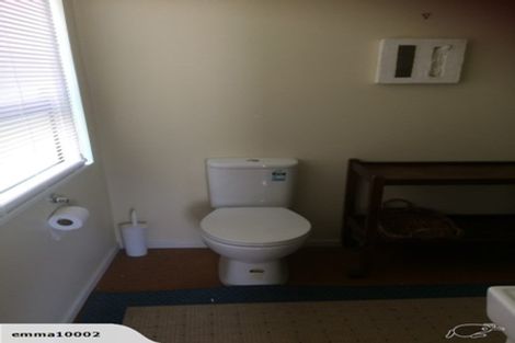 Photo of property in 10 Mamaku Street, Paraparaumu, 5032