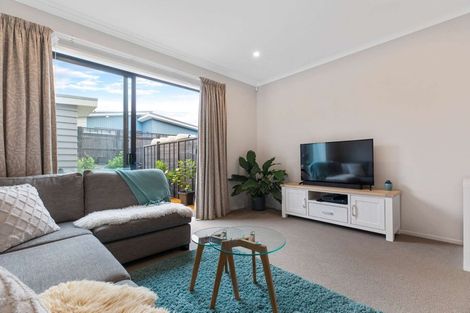 Photo of property in 20 Spotted Dove Road, Hobsonville, Auckland, 0616