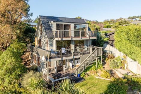 Photo of property in 4 James Drive, Diamond Harbour,  8971