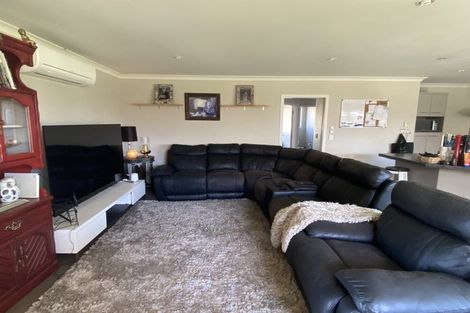 Photo of property in 19 Watkins Road, Cambridge, 3434