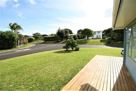 Photo of property in 16 Tavern Lane, Whiritoa, Whangamata, 3691