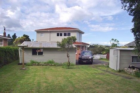 Photo of property in 10 Mcclintock Road, Massey, Auckland, 0614