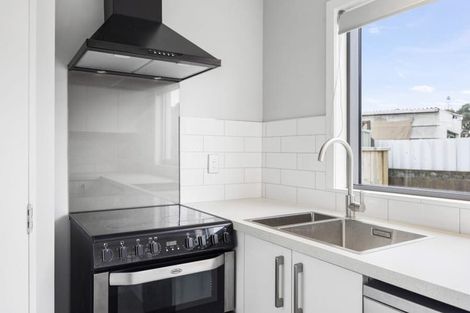 Photo of property in 7a Litchfield Place, Clarks Beach, 2122
