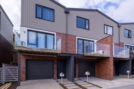 Photo of property in 14 Te Puketoka Lane, Mangere, 2022