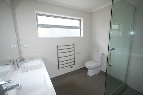 Photo of property in 1 Bankside Road, Silverdale, 0932