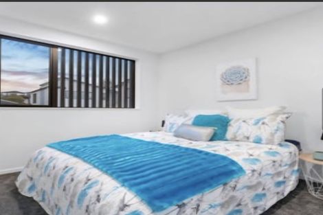 Photo of property in 1e Edgewood Way, Henderson, Auckland, 0612