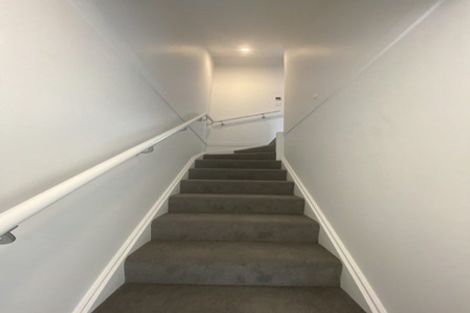 Photo of property in 1 Ara Paiwhenua, Tawa, Wellington, 5028