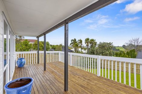 Photo of property in 16 Alec Craig Way, Gulf Harbour, Whangaparaoa, 0930
