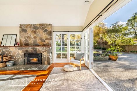 Photo of property in 23/25 Elmslie Road, Pinehaven, Upper Hutt, 5371