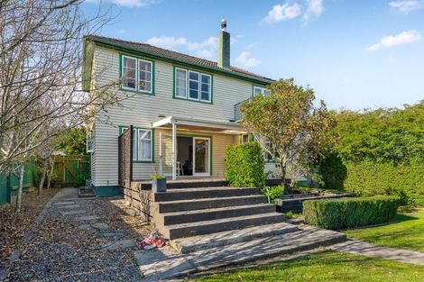 Photo of property in 3 Stamford Place, Lansdowne, Masterton, 5810
