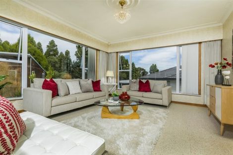 Photo of property in 77 Colwill Road, Massey, Auckland, 0614
