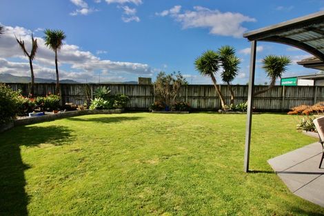 Photo of property in 52 Kupe Drive, Whitianga, 3510