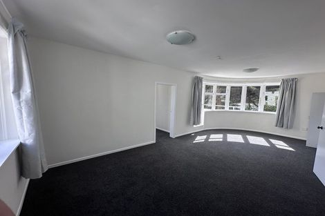 Photo of property in 20u2 Saint Michaels Crescent, Kelburn, Wellington, 6012