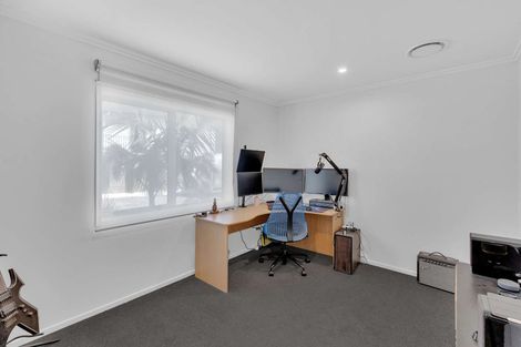 Photo of property in 16 Kiwa Crescent, Gulf Harbour, Whangaparaoa, 0930