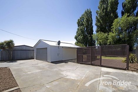 Photo of property in 21 Griffiths Avenue, Linwood, Christchurch, 8062