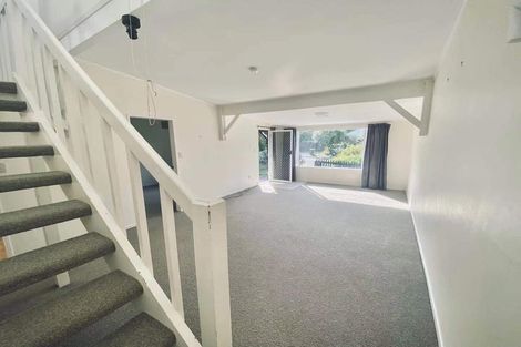 Photo of property in The Triangle, 7/33 Halswater Drive, Churton Park, Wellington, 6037