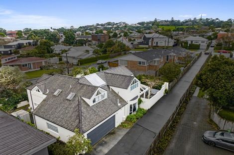 Photo of property in 1b Adrienne Place, Onehunga, Auckland, 1061