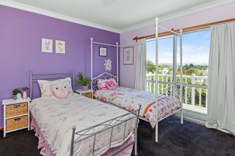 Photo of property in 32 Lucknow Road, Havelock North, 4130