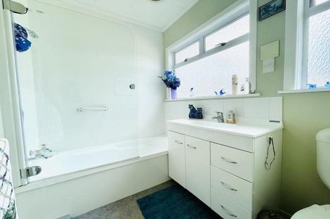 Photo of property in 146 Gloucester Street, Taradale, Napier, 4112