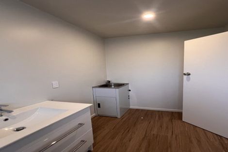 Photo of property in 1/28 Brixton Street, Islington, Christchurch, 8042