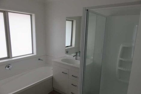 Photo of property in 24u2 Lorne Street, Melville, Hamilton, 3206