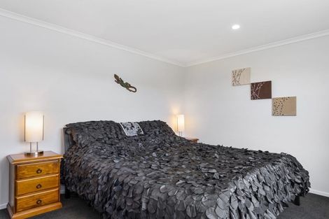 Photo of property in 3 Moira Close, Welcome Bay, Tauranga, 3175