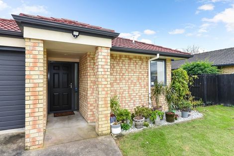 Photo of property in 13 Nobleman Place, Hamilton East, Hamilton, 3216