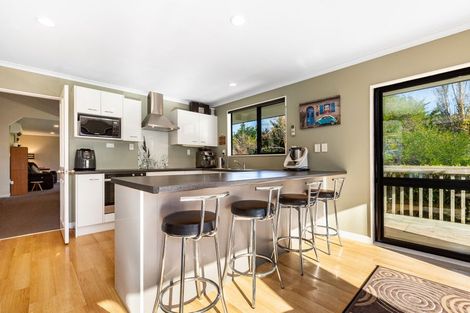 Photo of property in 48 Sailmaker Close, Whitby, Porirua, 5024