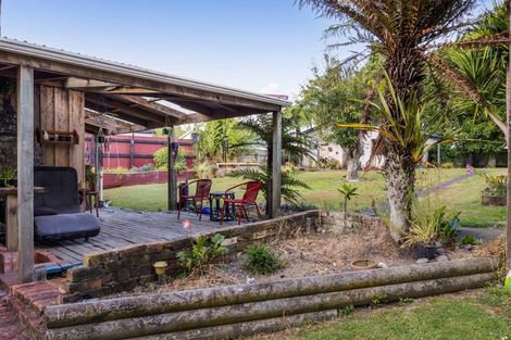 Photo of property in 65 Wallscourt Place, Normanby, Hawera, 4614