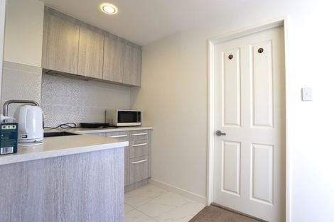 Photo of property in 104 Fairview Avenue, Fairview Heights, Auckland, 0632