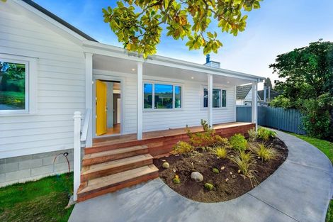 Photo of property in 53 Port Hills Road, Heathcote Valley, Christchurch, 8022