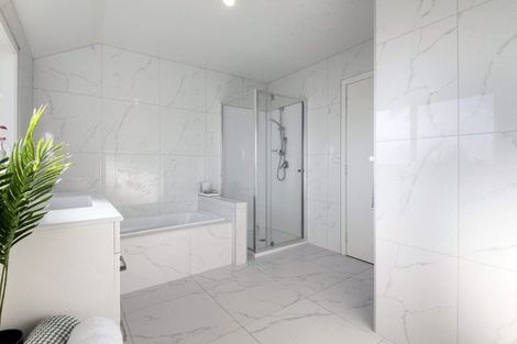 Photo of property in 2/5 Stanley Avenue, Milford, Auckland, 0620