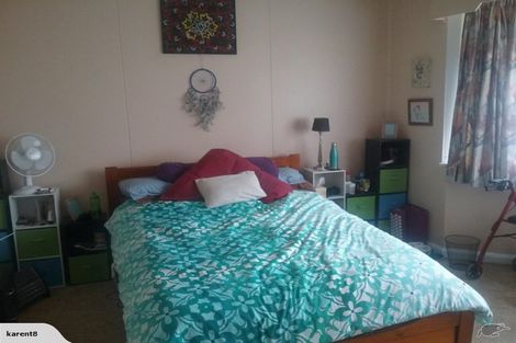 Photo of property in 22 Reef Street, Island Bay, Wellington, 6023