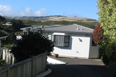 Photo of property in 10 Longmont Terrace, Churton Park, Wellington, 6037