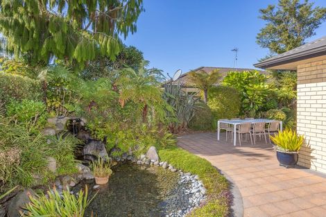 Photo of property in 72 Barrington Drive, Huntington, Hamilton, 3210